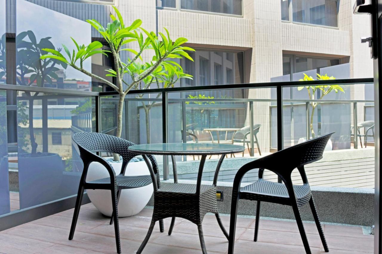 Platinum Hotel Синдиен Екстериор снимка