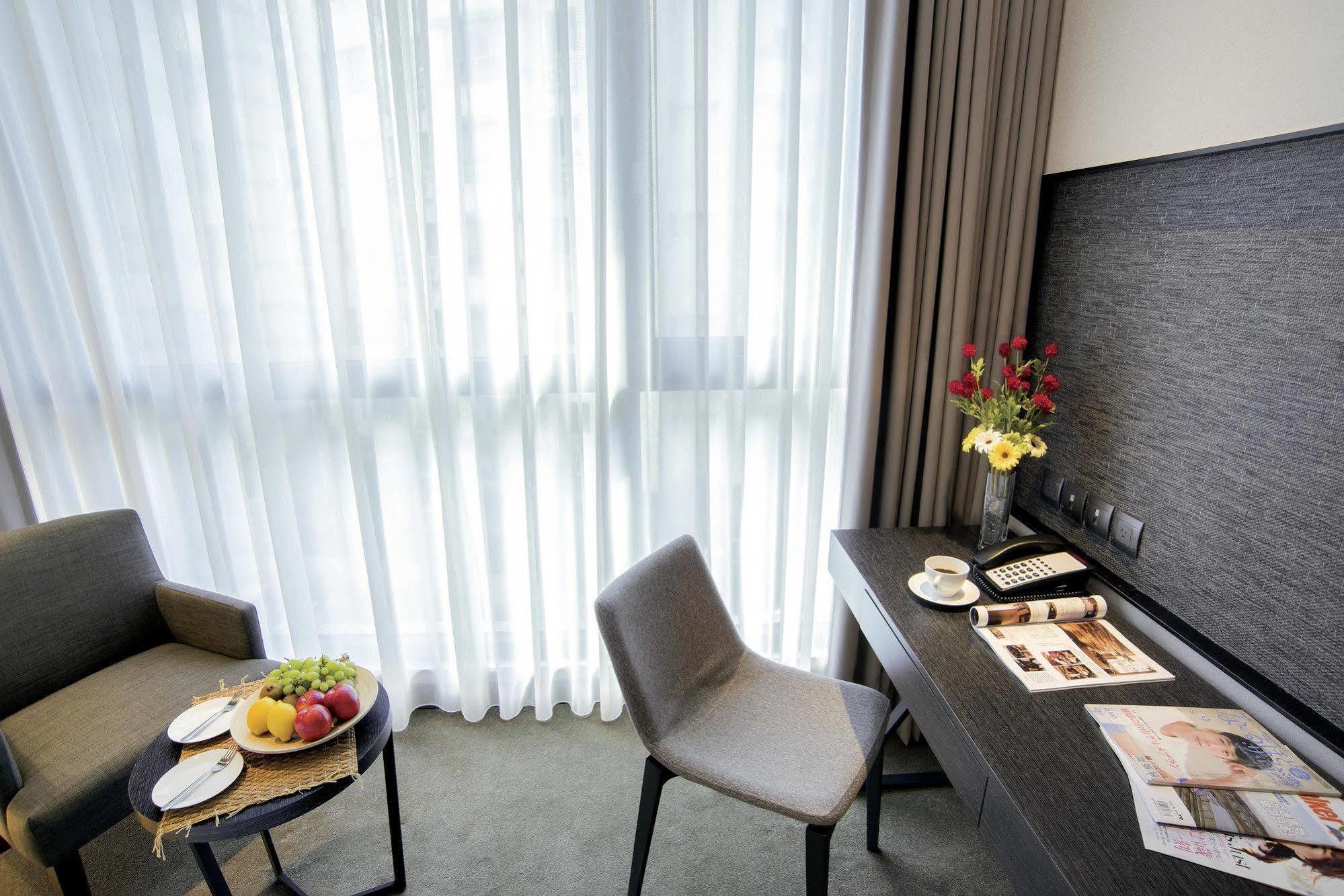 Platinum Hotel Синдиен Екстериор снимка